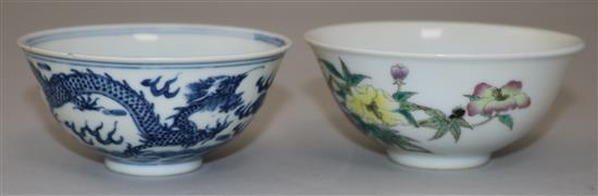 A Chinese blue and white dragon bowl and a Chinese famille rose crickets and flowers bowl, 9.2cm and 9.7cm